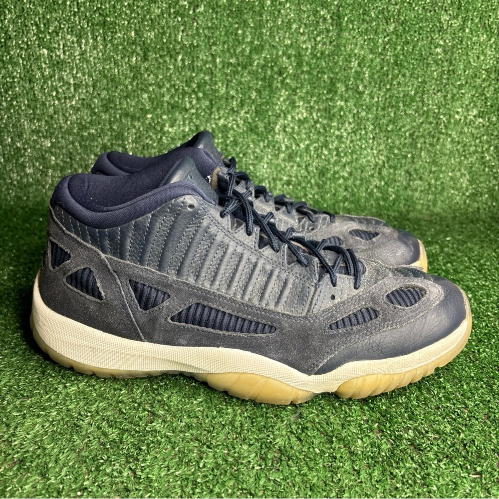 Nike Air Jordan 11 Retro Low IE Men’s 11.5 Obsidian Blue Basketball Sneakers